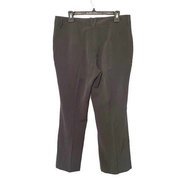 Larry Levine Petite Short Gray Pants Straight Leg Button Tab Pockets Women’s 12P - Picture 3 of 9
